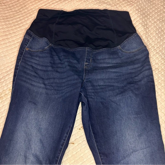 Isabel Maternity by Ingrid & Isabel Skinny Jeans | Size 16/33R - Picture 3 of 8